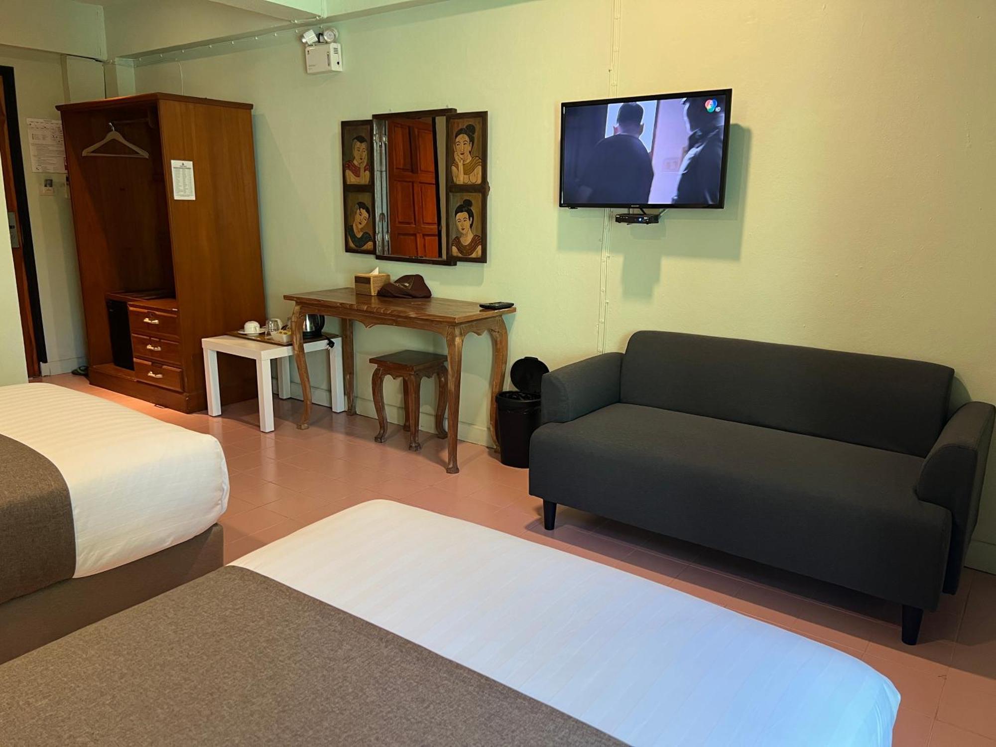 A Hotel Budget تْشينسينْ المظهر الخارجي الصورة
