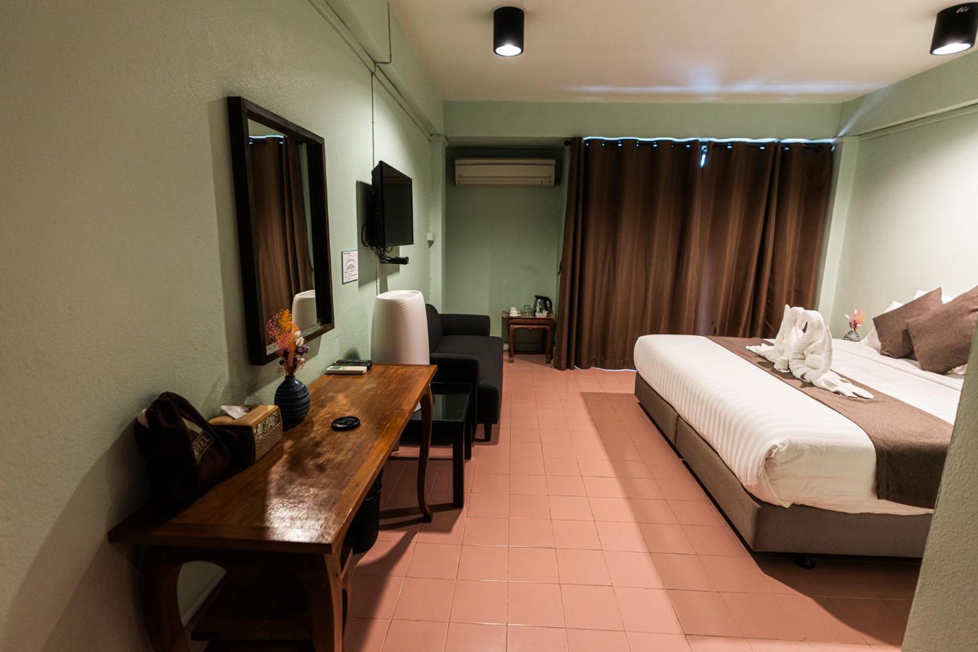 A Hotel Budget تْشينسينْ المظهر الخارجي الصورة